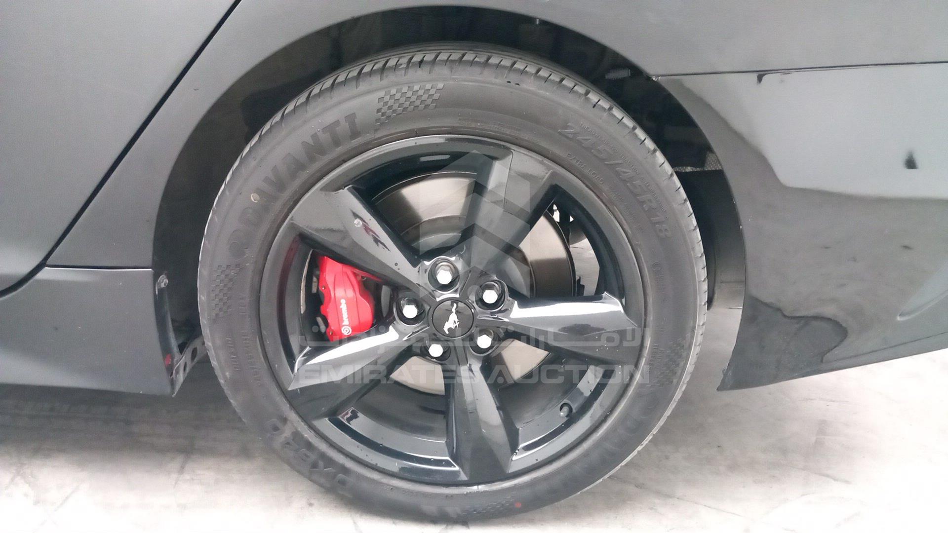 2019 KIA STINGER VIN: KNAE35LC3K6051537