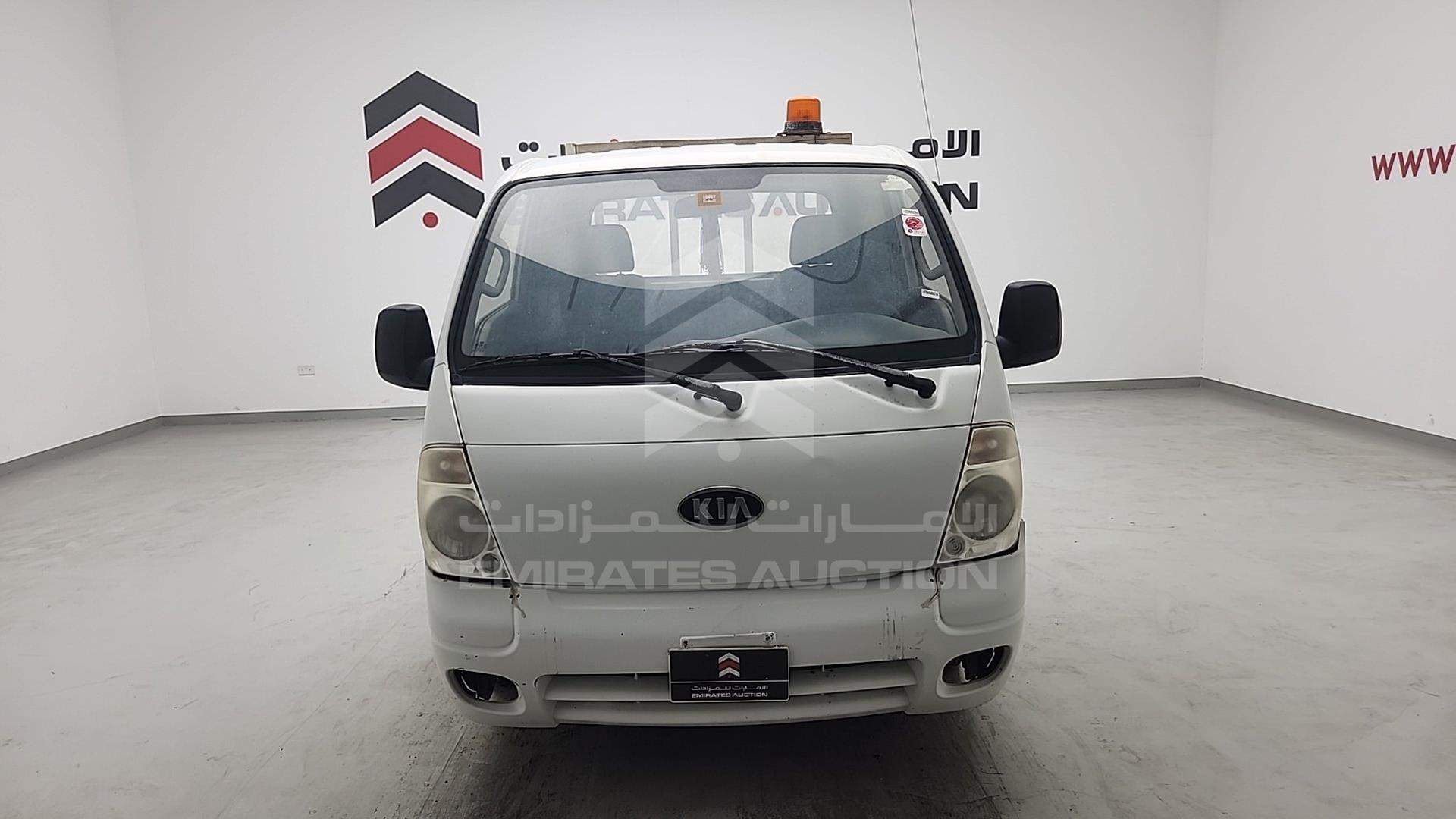 2005 KIA K 2700 VIN: KNCSE011857027404