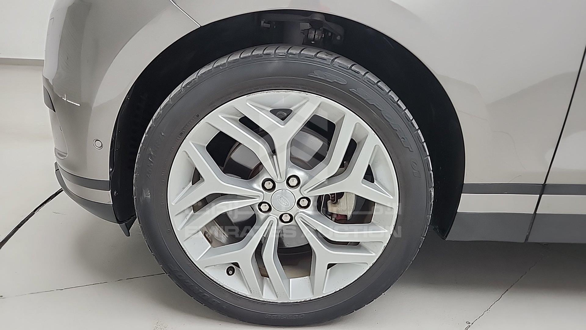 2018 RANGE ROVER VELAR VIN: 3ALYA2BV5JA727384
