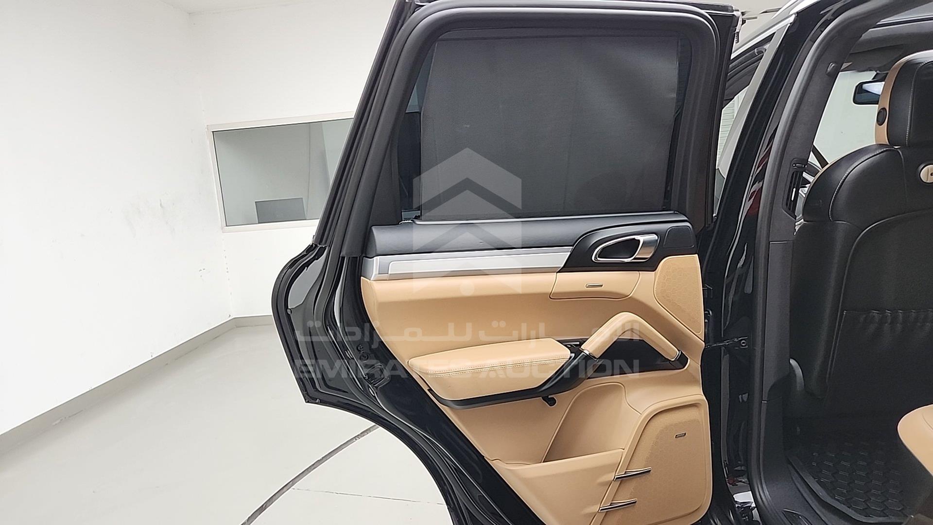 2014 PORSCHE CAYENNE VIN: WP1ZZZ92ZELA80549