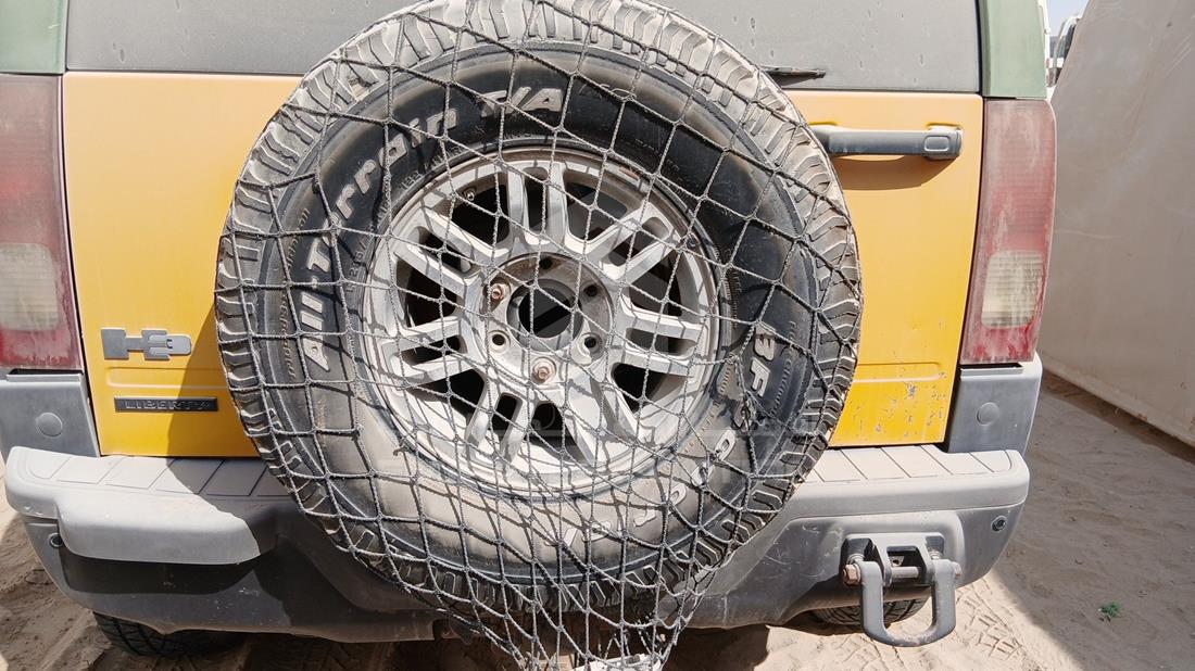 هامر اتش 3 2006 — الإطار الاحتياطي — صورة 21