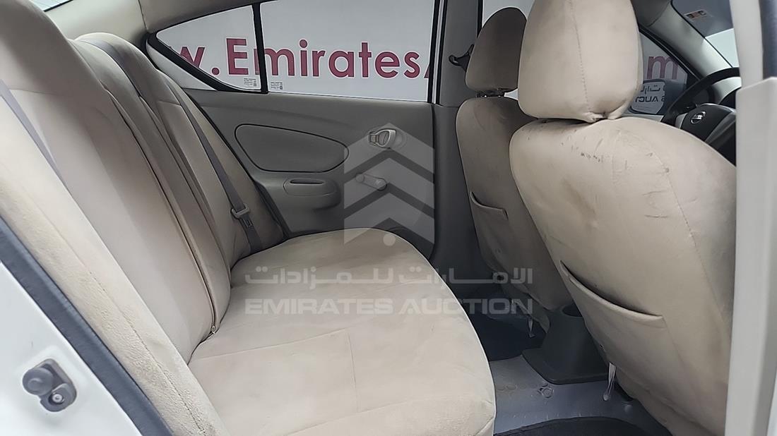 نيسان صني 2019 — زاوية الراكب الخلفي اليمنى — صورة 21