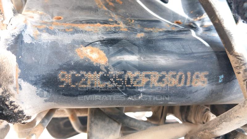 9C2MC3502FR350165 Auction: EmiratesAuction Lot: 406828 9C2MC3502FR350165 Honda CBX 250 Twister 2015 BLACK Photo 3