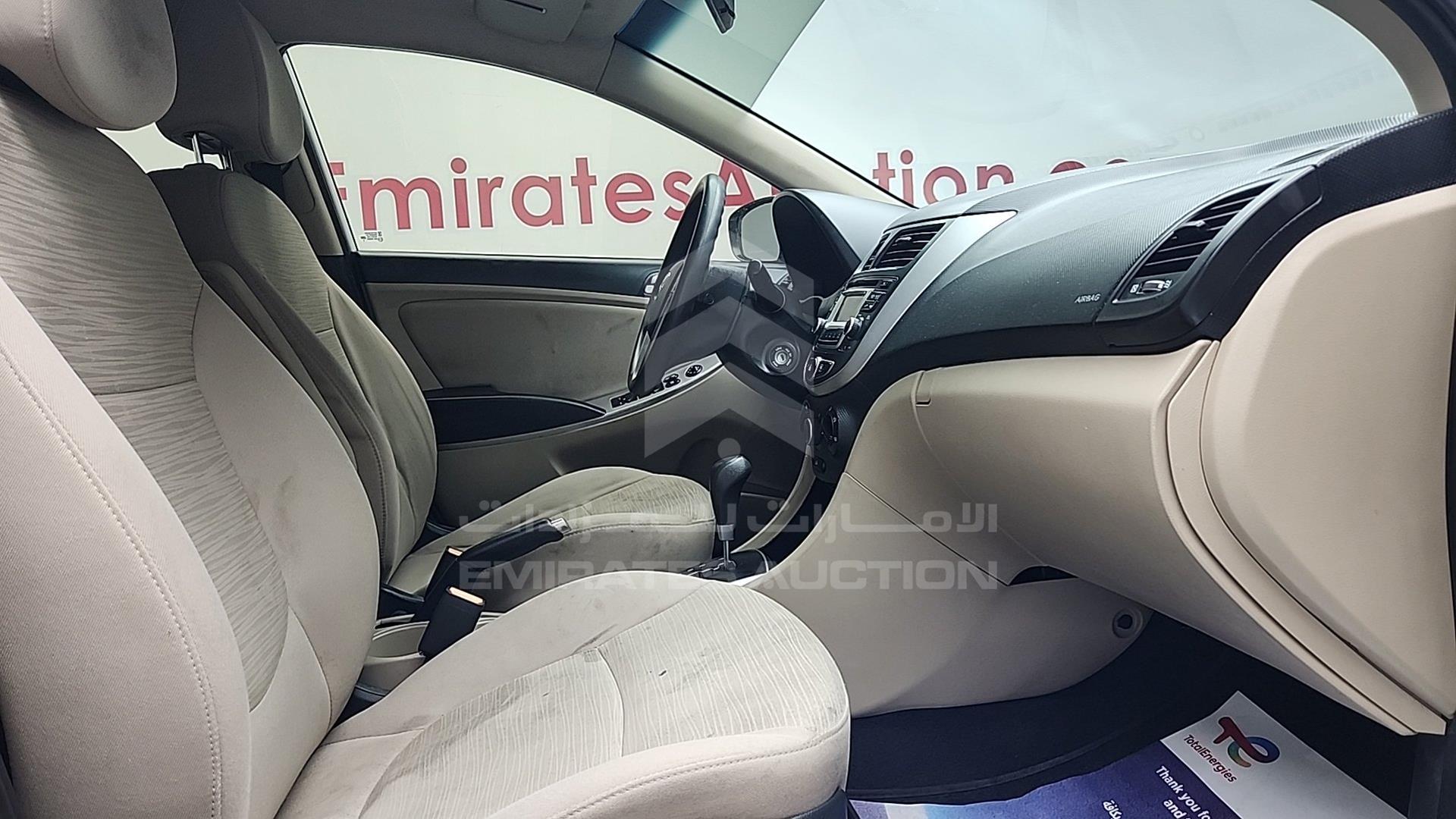 2017 HYUNDAI ACCENT VIN: KMHCT41B5HU235733