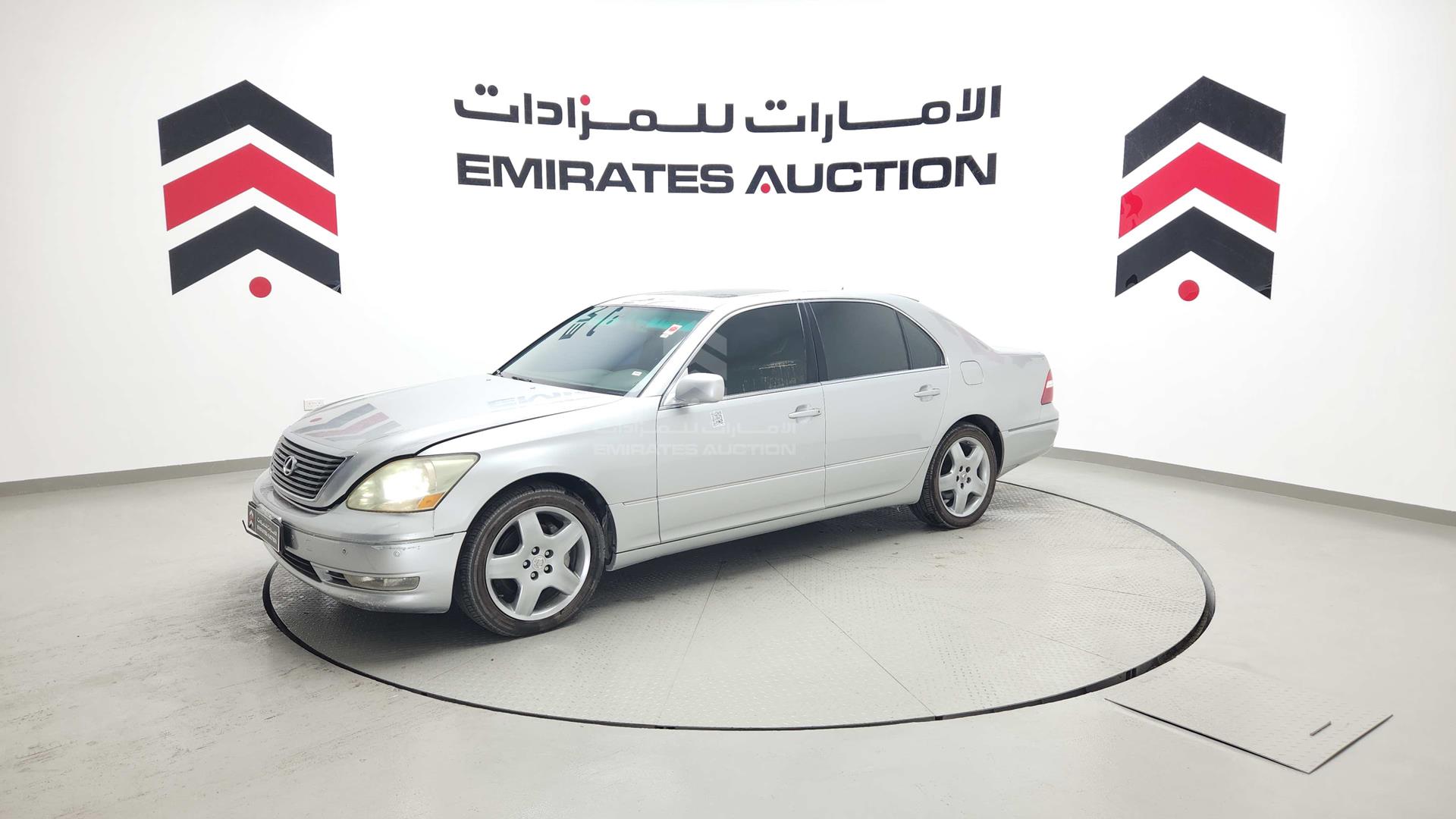 2004 LEXUS LS 430 VIN: JTHBN36F740127825