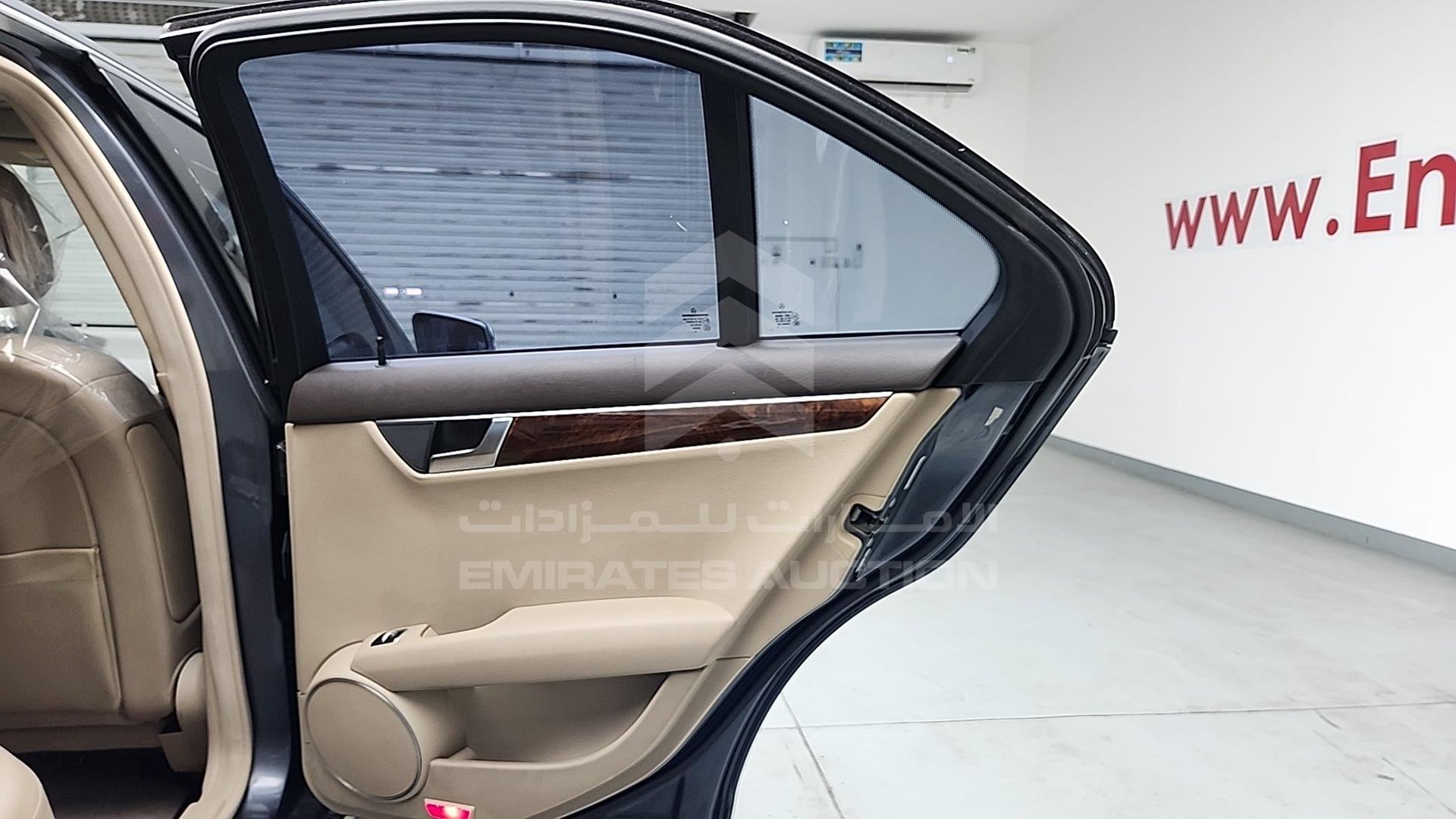 2014 MERCEDES C 250 VIN: WDDGF4HB7ER317471