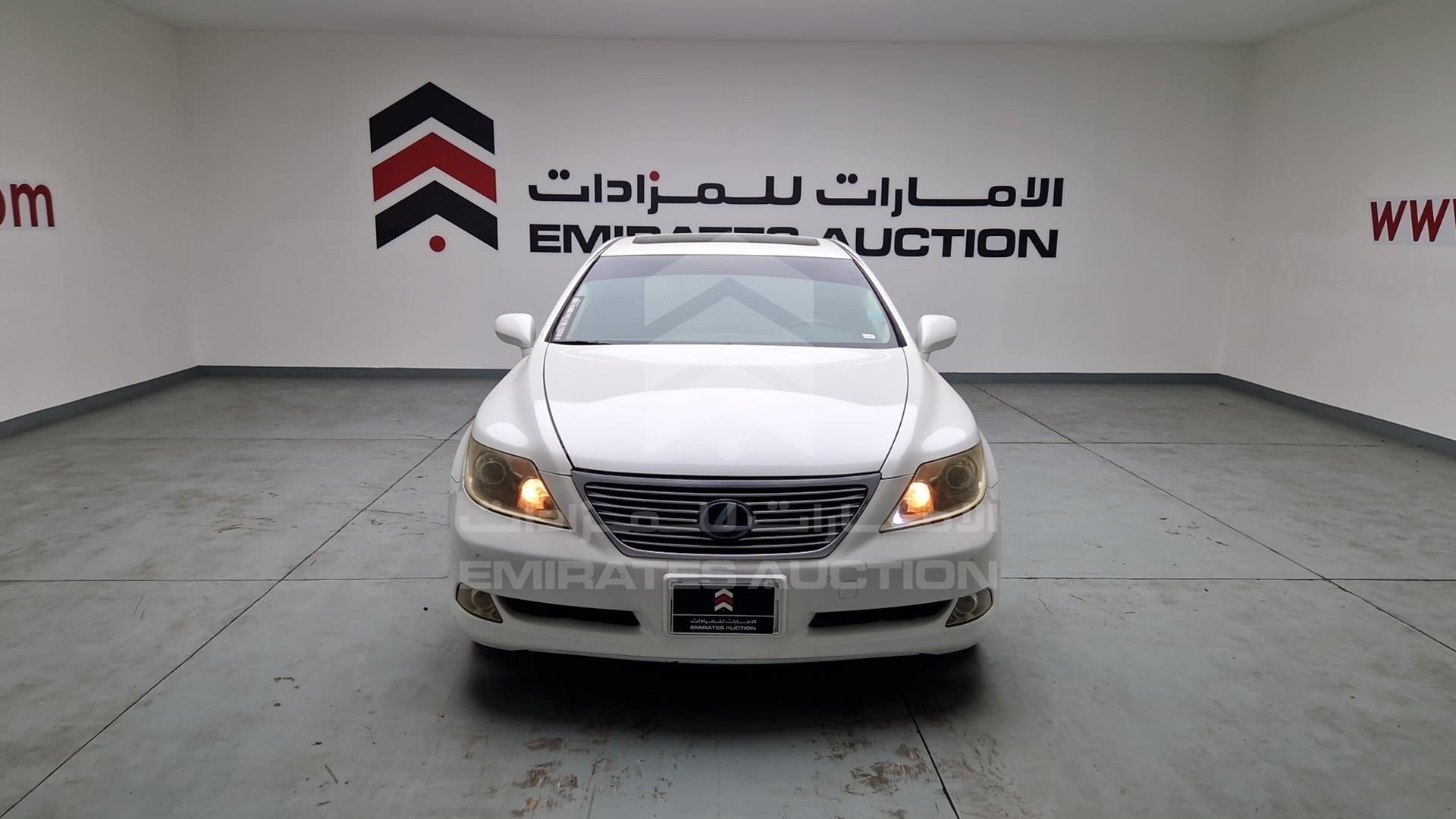 2009 LEXUS LS 460 VIN: JTHBL46F195089501