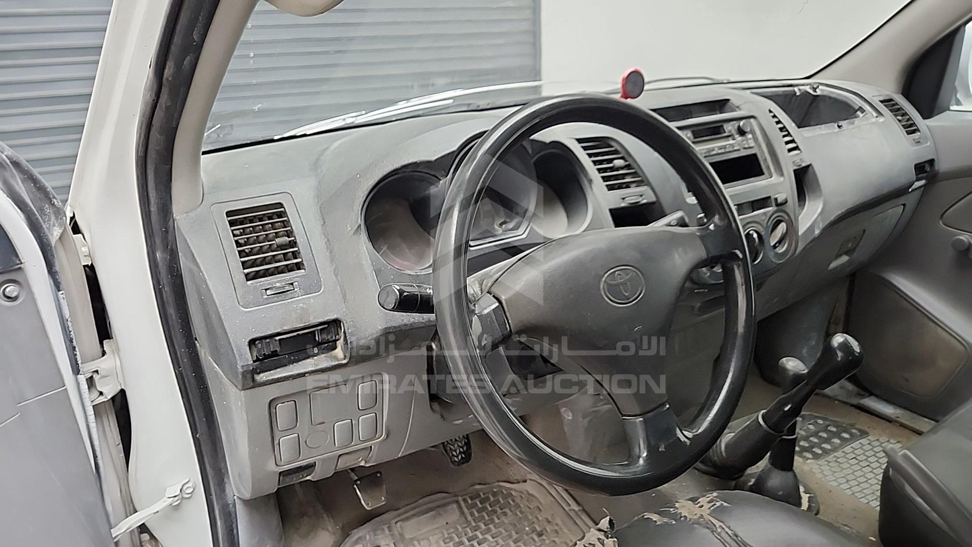 2008 TOYOTA HILUX VIN: MR0FX22G081308949