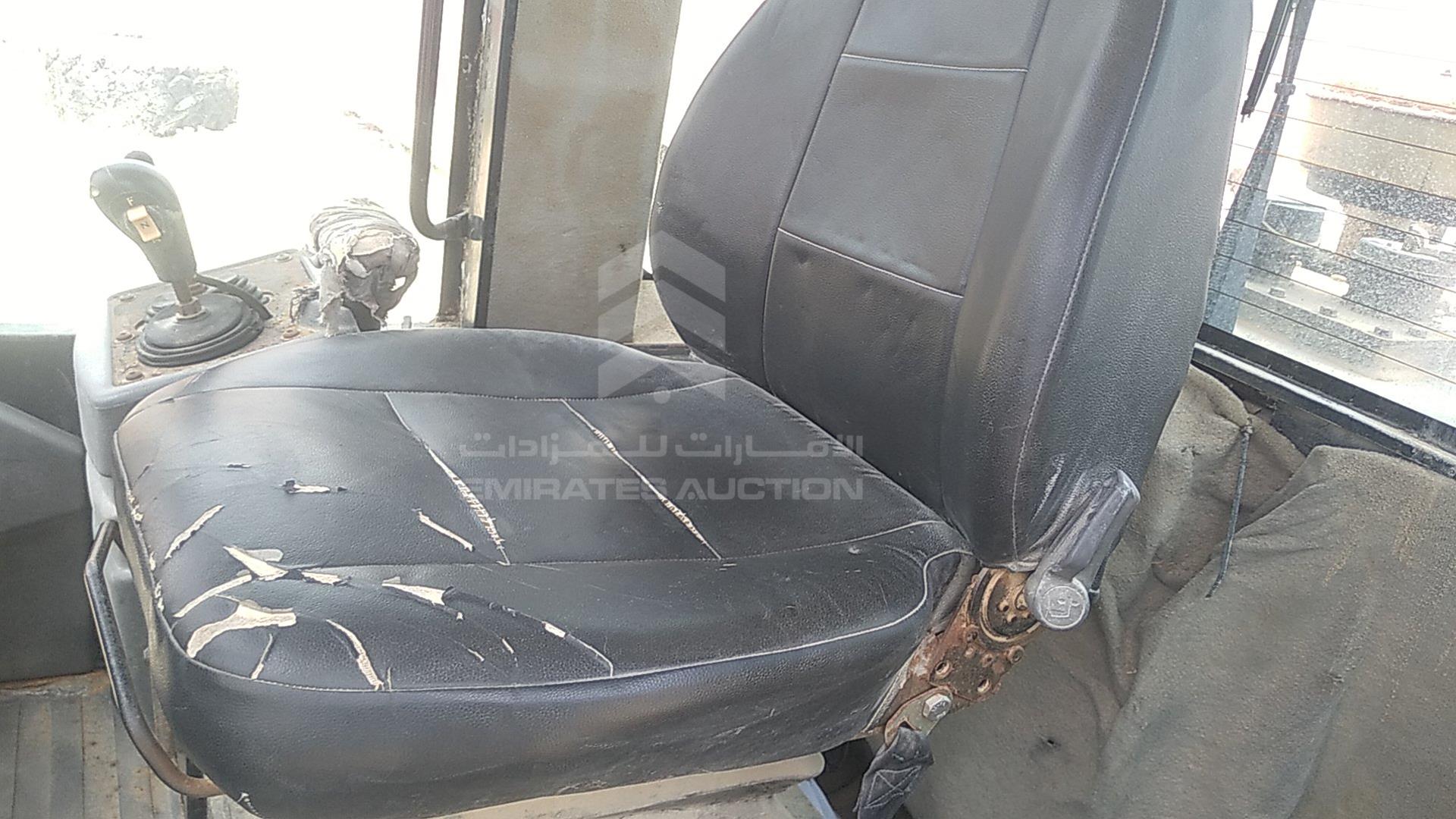 2009 CATERPILLAR 930H VIN: CAT0930HHFTD01030