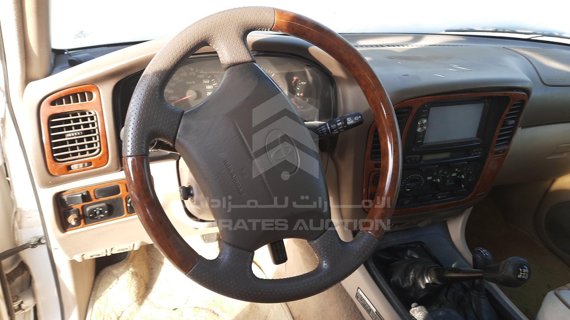 1999 TOYOTA LAND CRUISER VIN: JT3HT05J1X0031557