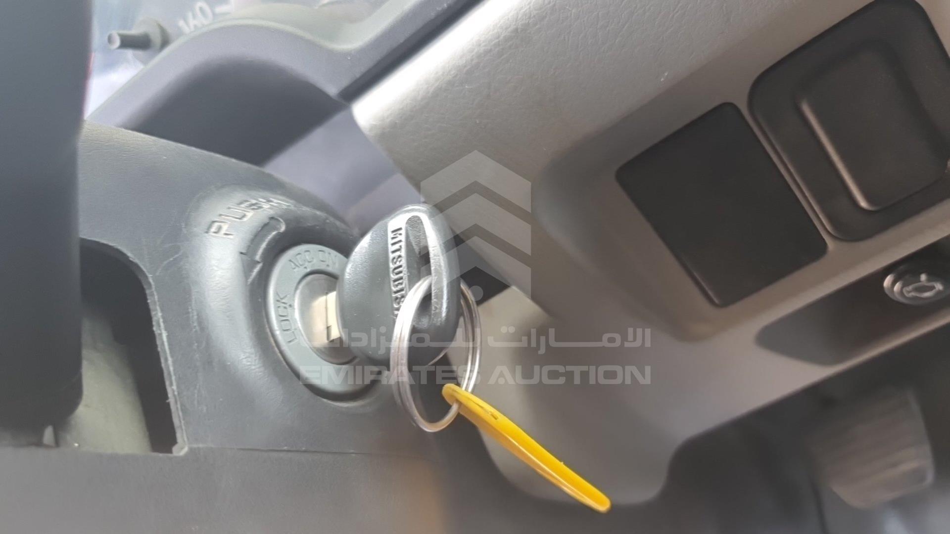 2017 MITSUBISHI CANTER VIN: JL7B6E1P4HK016110