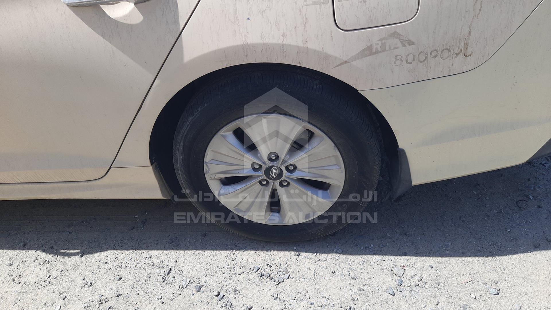 2019 HYUNDAI SONATA VIN: KMHE24139KA092931