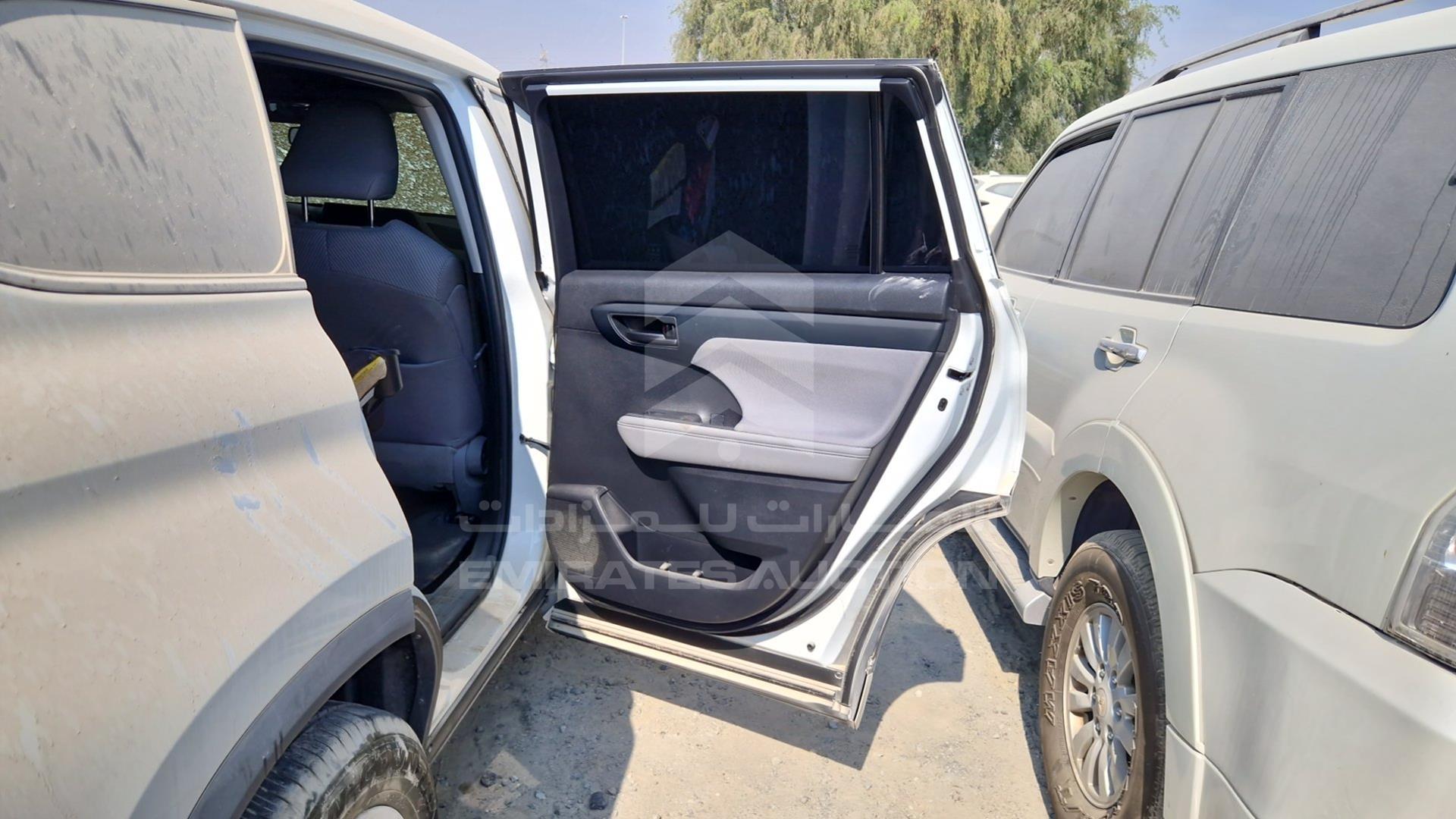 2022 TOYOTA HIGHLANDER VIN: 5TDLB3CH7NS088561