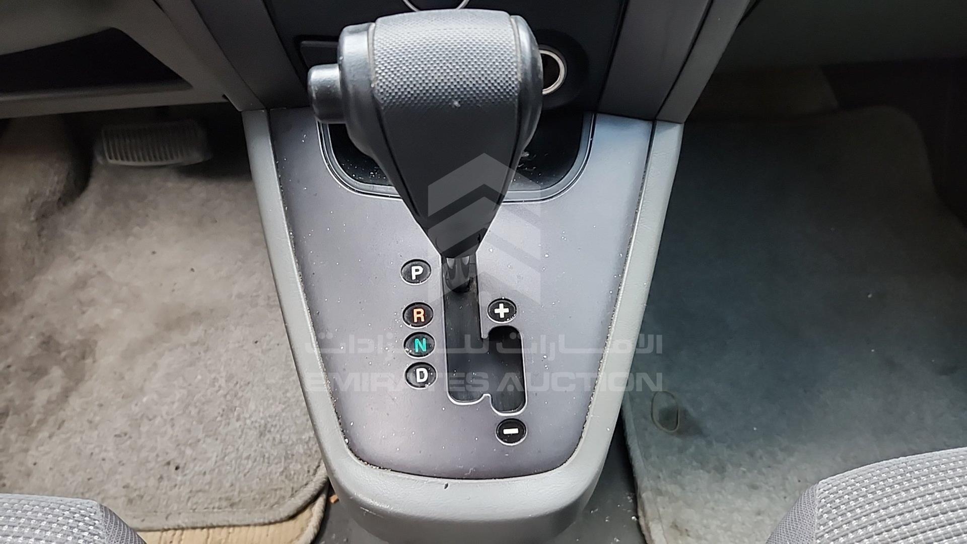 2008 HYUNDAI TUCSON VIN: KMHJM81B28U818546