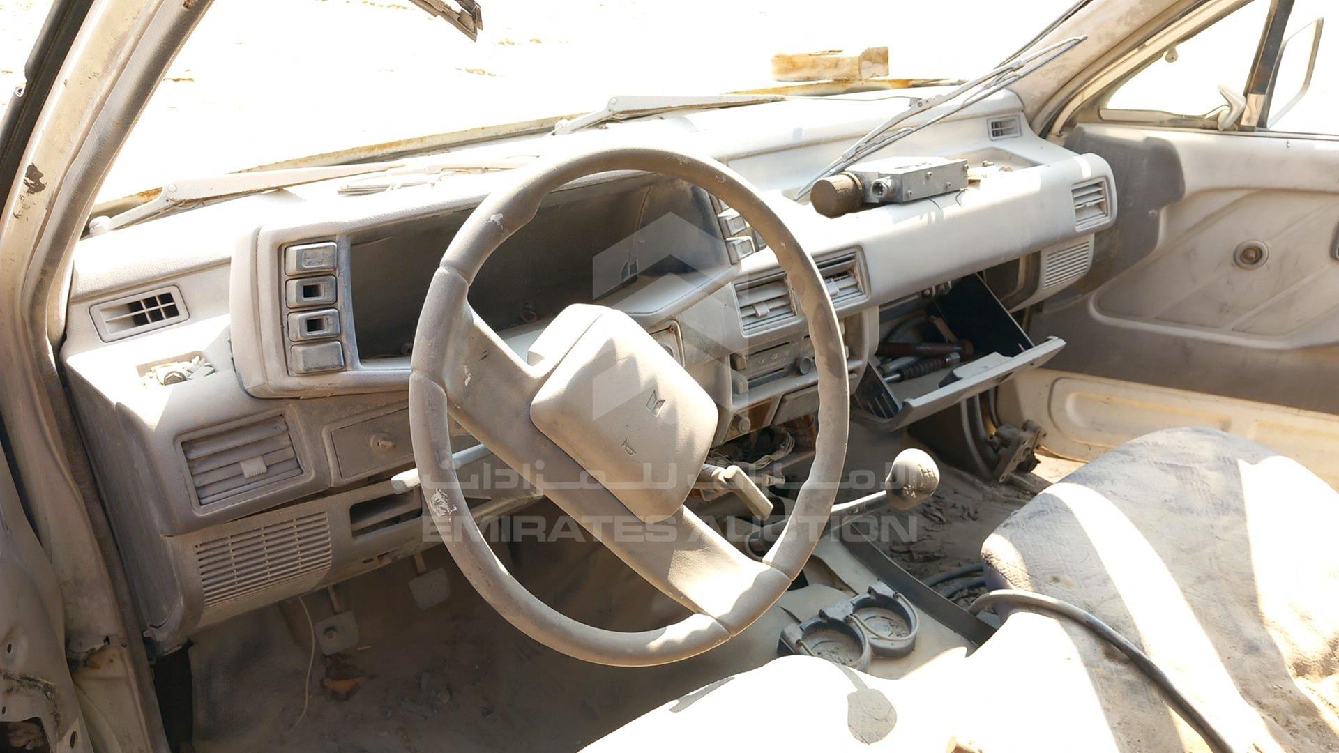 1993 PICK-UP --- VIN: JAATFR16HP7103054