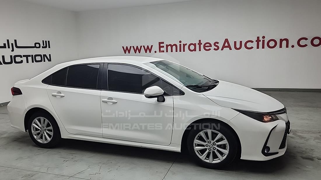 2020 Toyota Corolla — Rear Right Angle — Photo 8