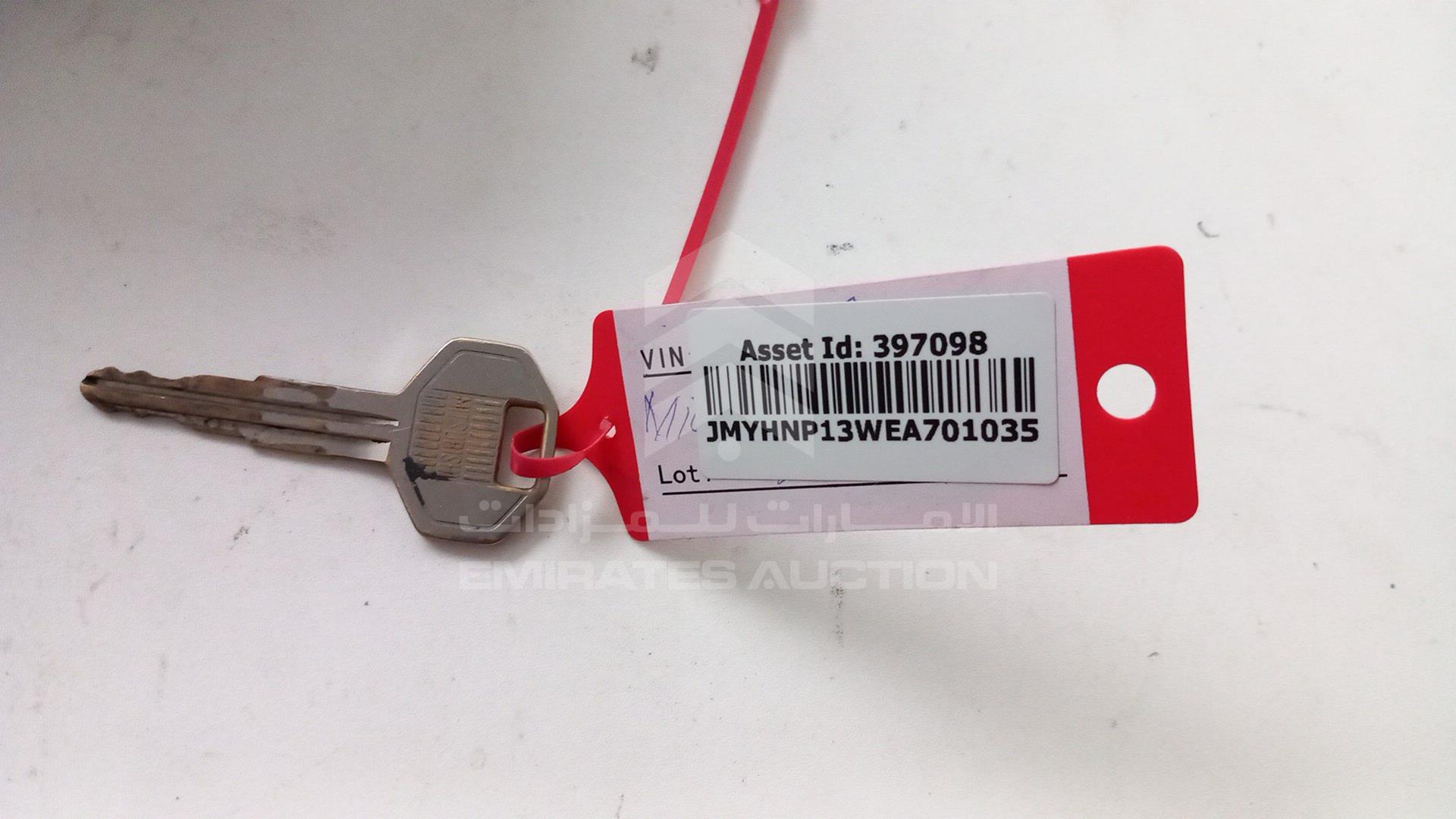 2014 MITSUBISHI L 300 VIN: JMYHNP13WEA701035