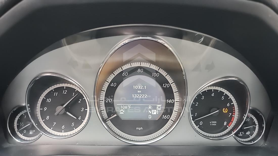 مرسيدس E 350 2010 — قراءة العداد — صورة 2