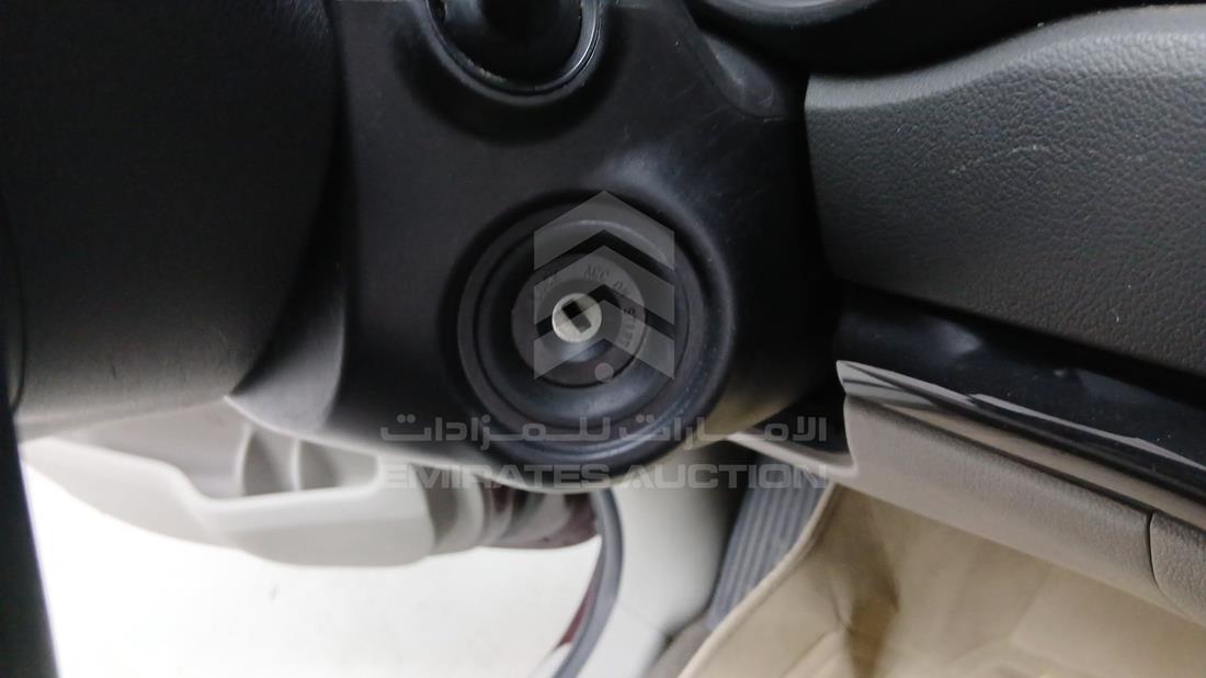 2015 Kia Sedona — Keys — Photo 6