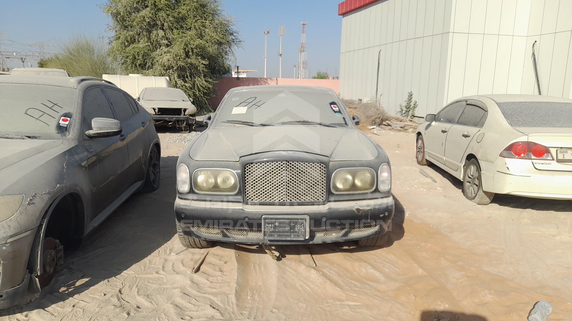 2000 BENTLEY ARNAGE VIN: SCBLC33E6YCX04648
