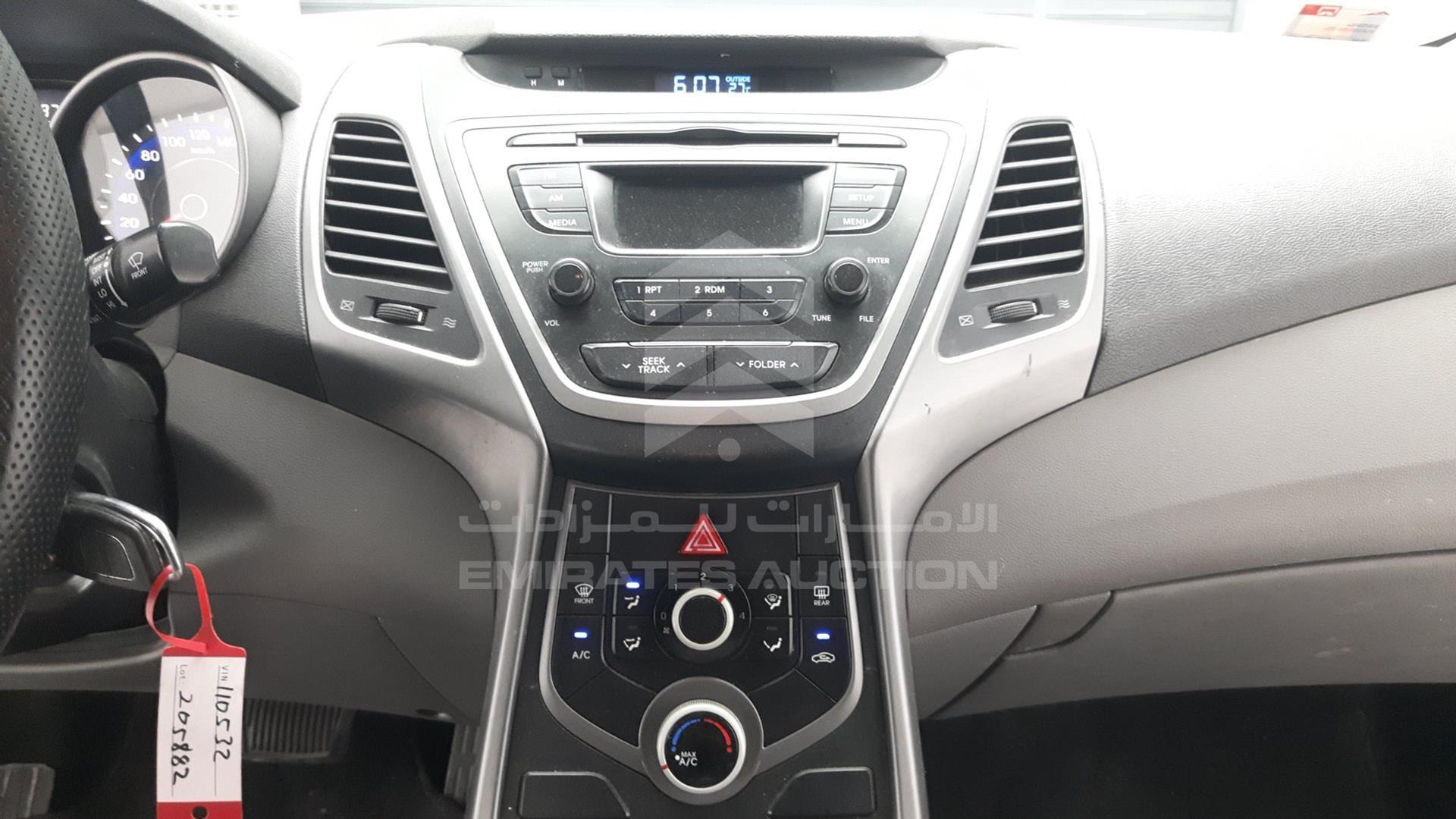 2015 HYUNDAI ELANTRA VIN: KMHDG41E6FU110532