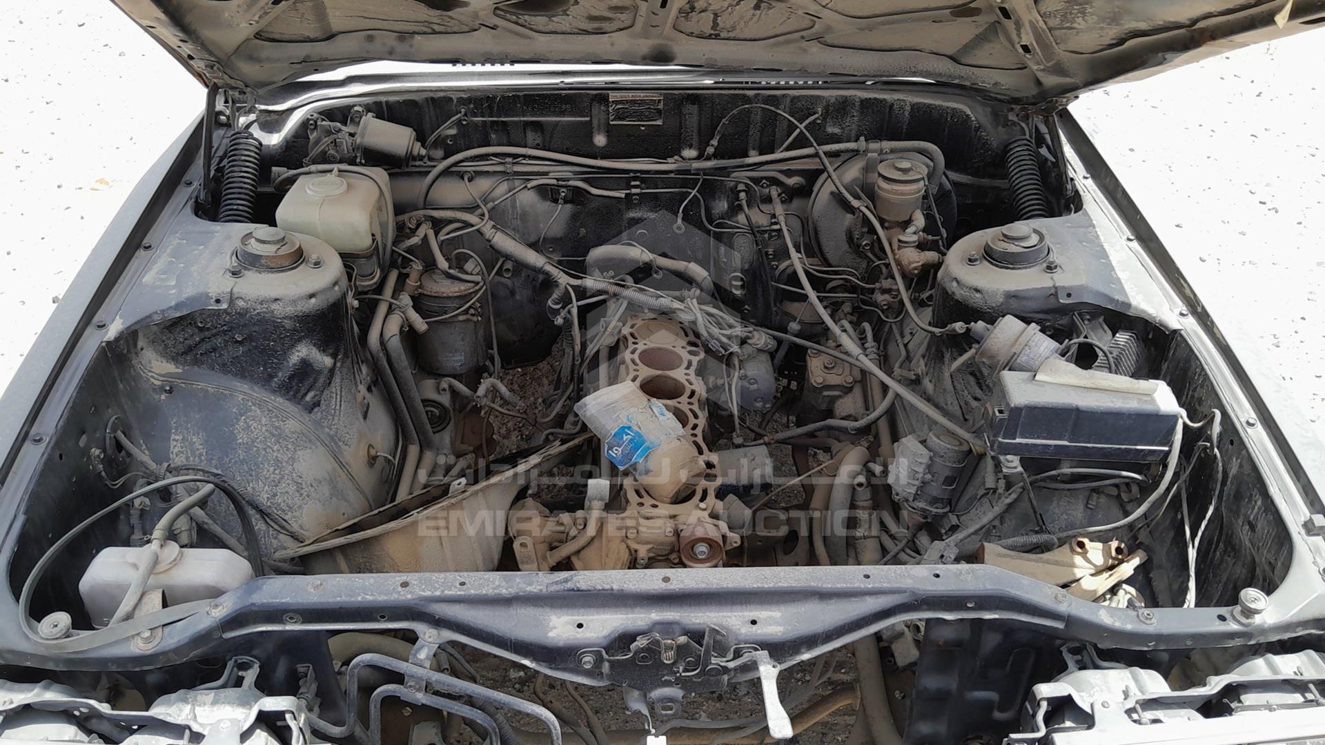 1984 TOYOTA CRESSIDA VIN: JT2MX63E8E0062981