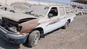 1998 Nissan 2400 — Front Left Angle — Photo 4 — Thumbnail