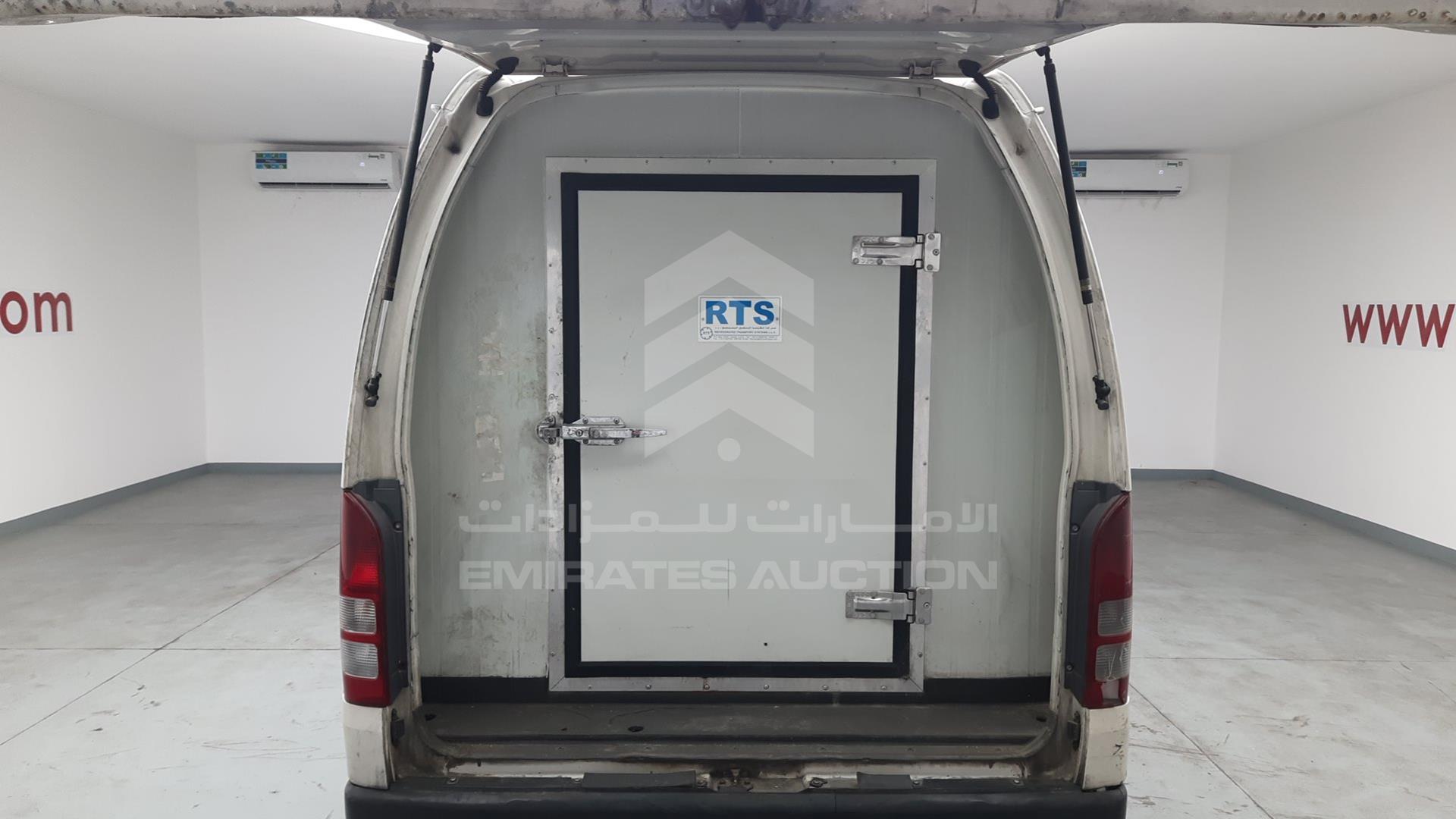 2015 TOYOTA HIACE VIN: JTFPX22P3F0057096