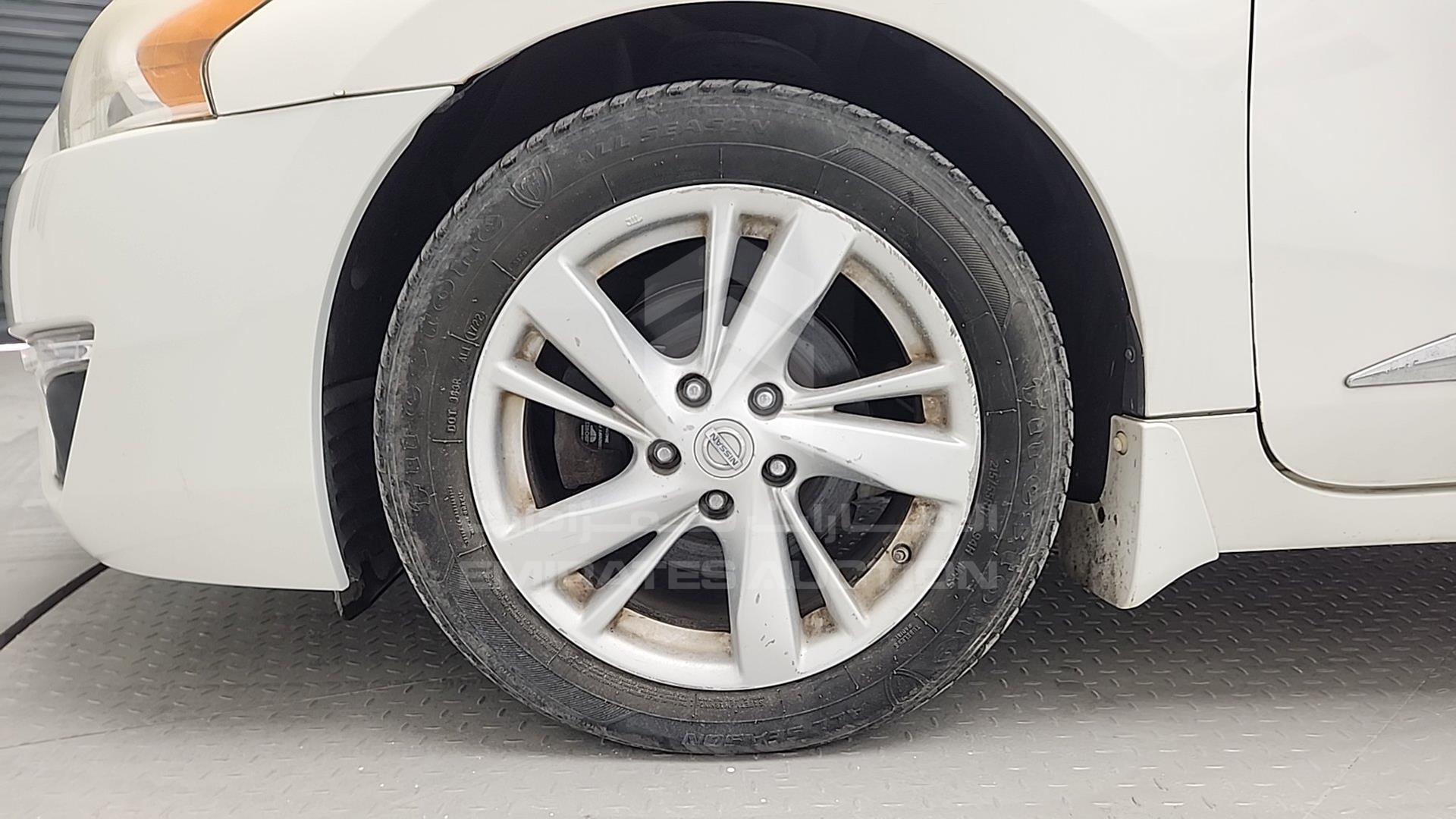 2015 NISSAN ALTIMA VIN: 1N4AL3AP2FC155266