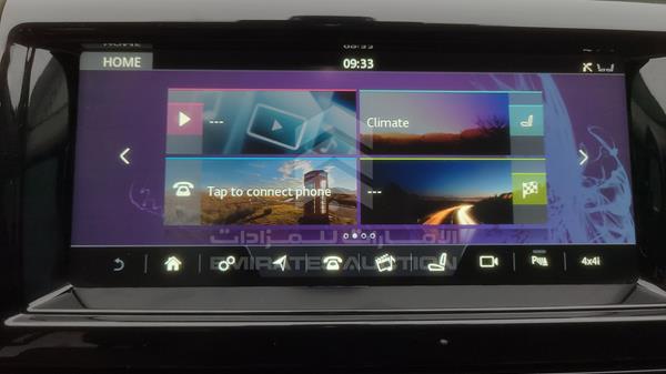 Land Rover Discovery 2017 SALRHBBV2HA021354 Image 27