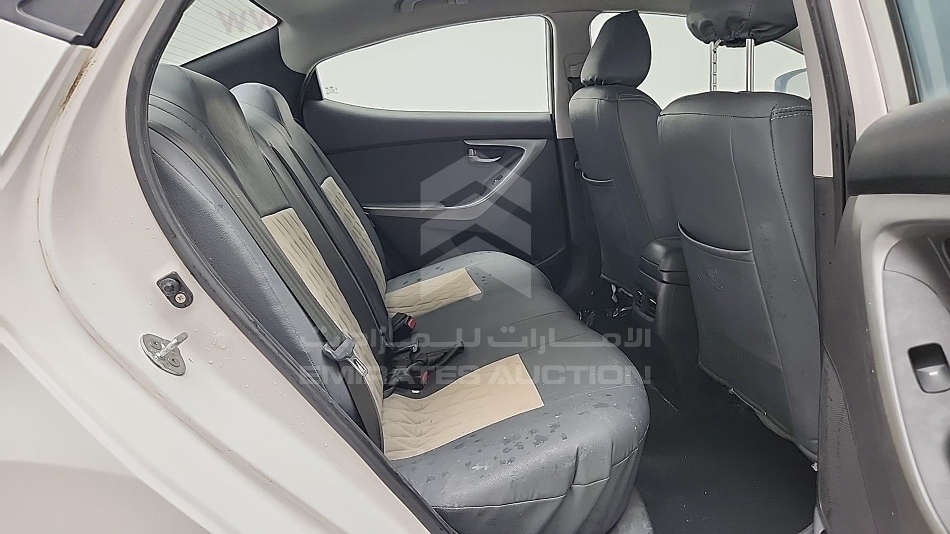 2015 HYUNDAI ELANTRA VIN: KMHDG41C6FU409615