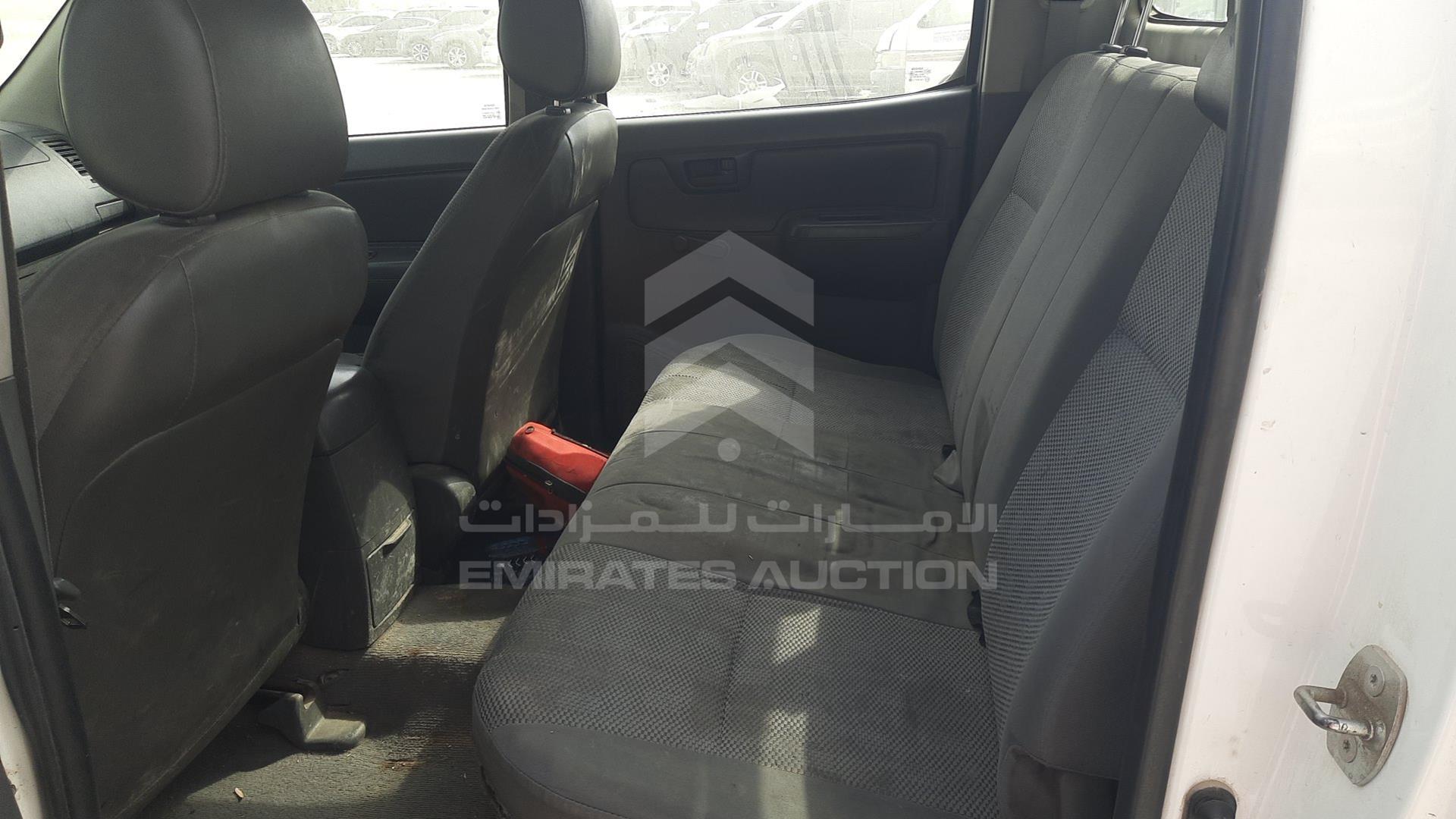 2014 TOYOTA HILUX VIN: MR0FX22G3E1396570