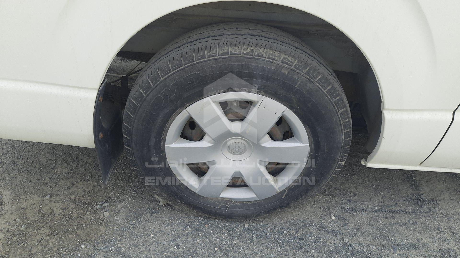 JTFHX02P7F0100427 - 2015 Toyota Hiace - #394257