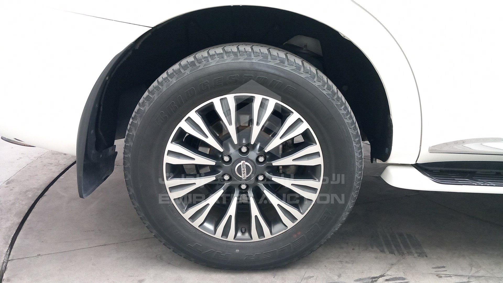 2017 NISSAN PATROL VIN: JN8BY2NY2H9008754