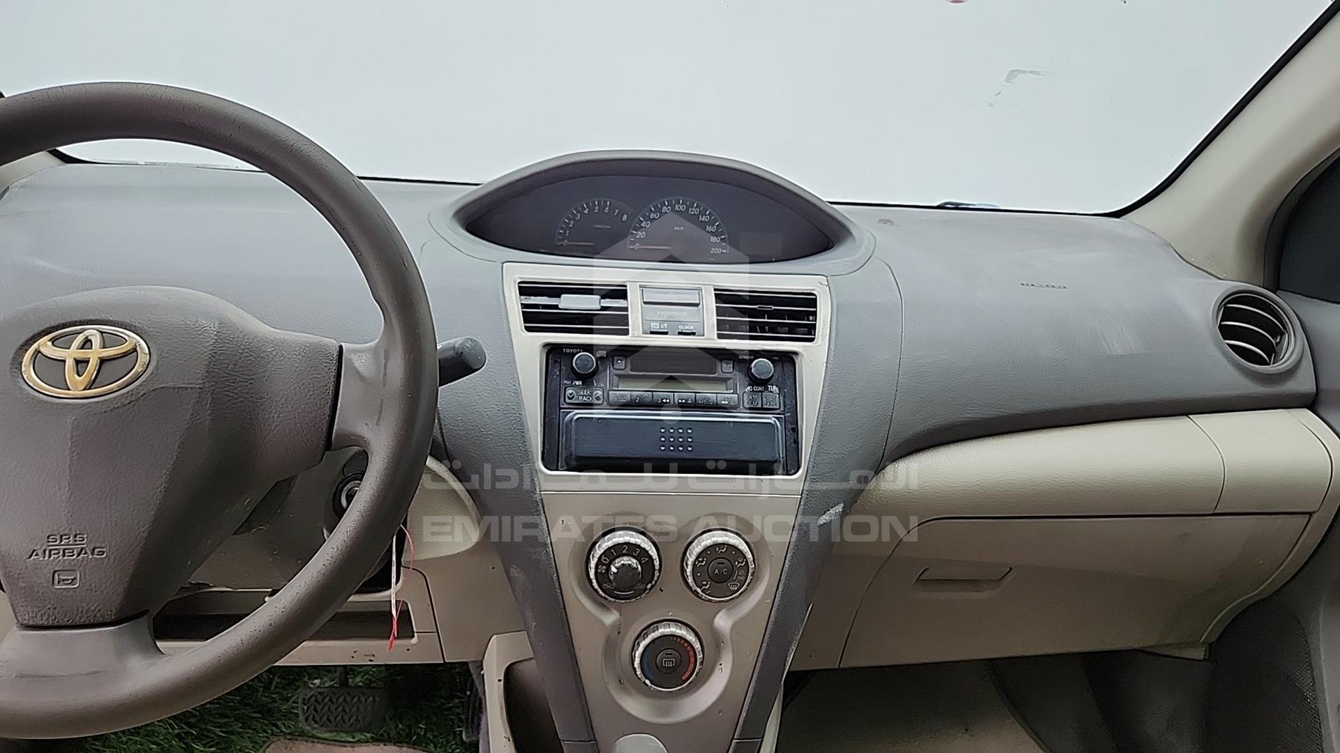 2010 TOYOTA YARIS VIN: JTDBW9237A1193939