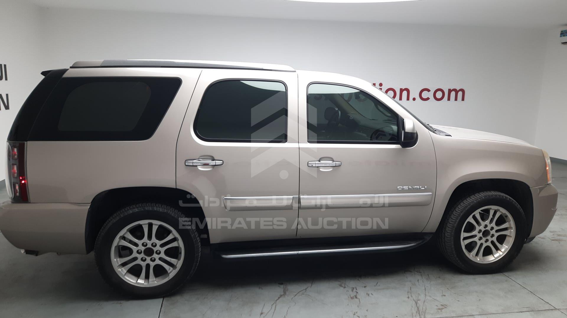 2007 GMC YUKON VIN: 1GKFK63877J309529