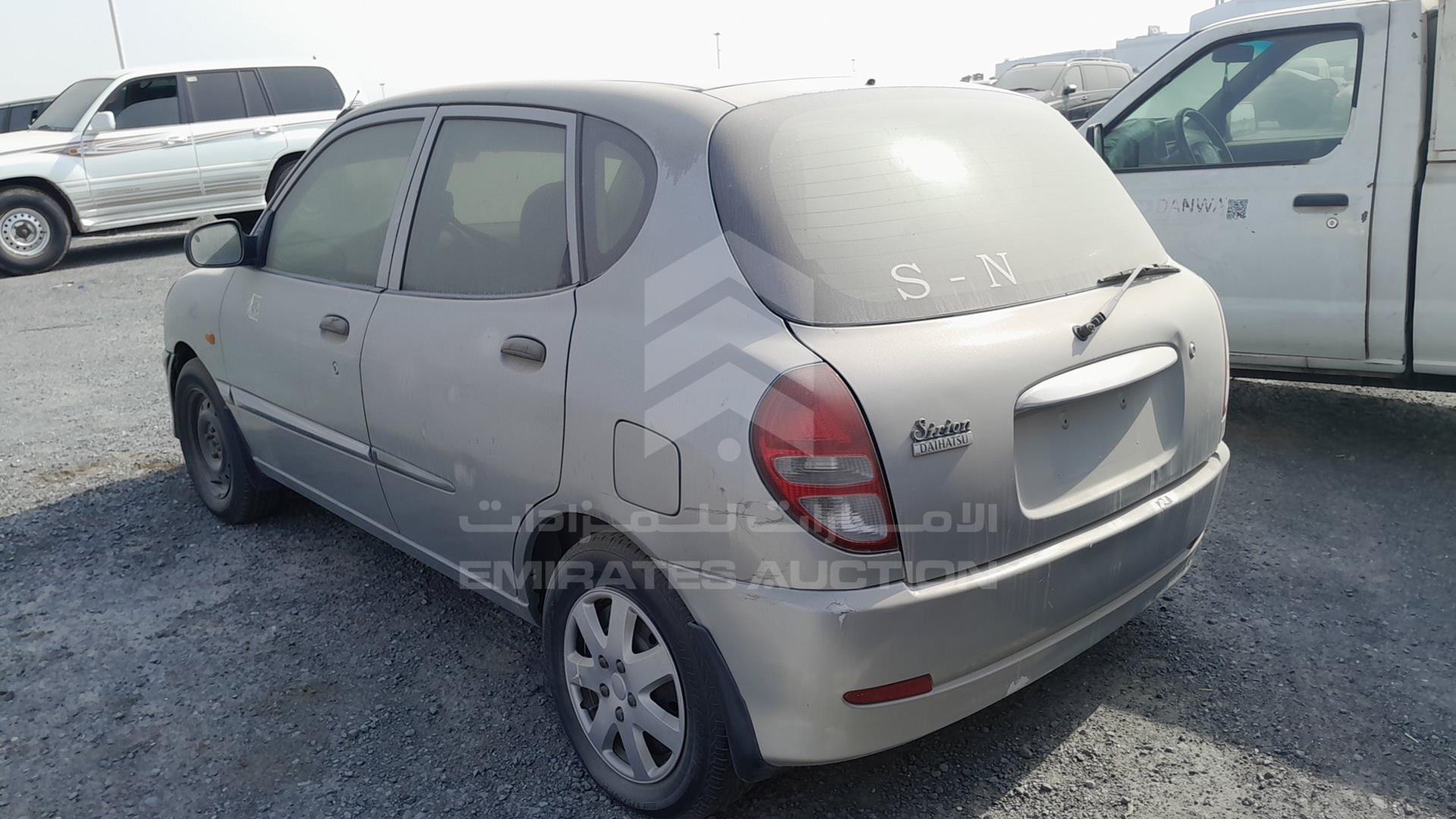 2004 DAIHATSU SIRION VIN: JD1GM100841557280