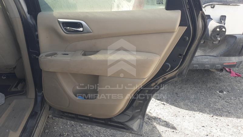 5N1AR2M50EC626502 Auction: EmiratesAuction Lot: 408569 5N1AR2M50EC626502 Nissan Pathfinder 2014 GREY Photo 20