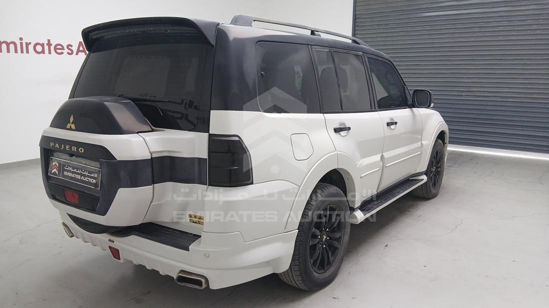 2020 Mitsubishi Pajero — Rear Right Angle — Photo 11