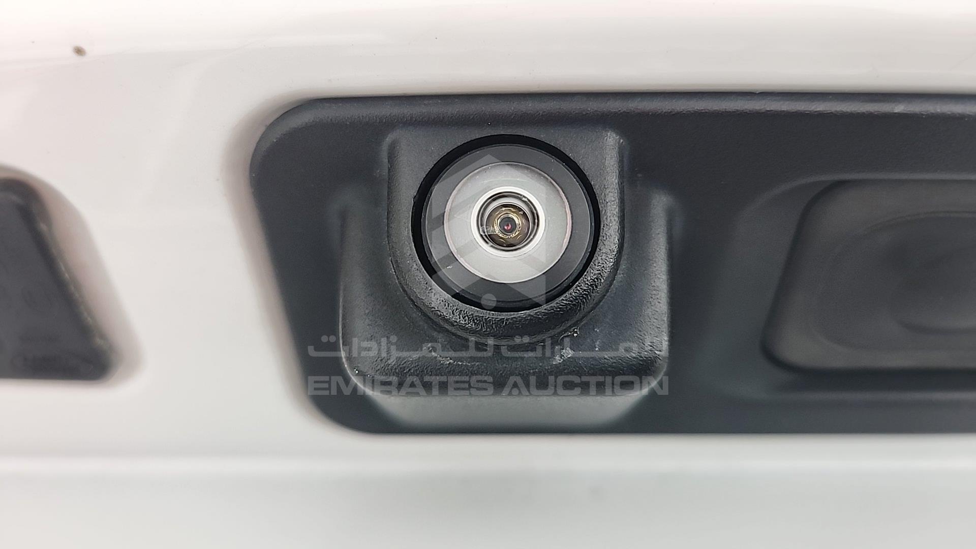 2016 JAGUAR XE VIN: SAJAB4BG8GA924028
