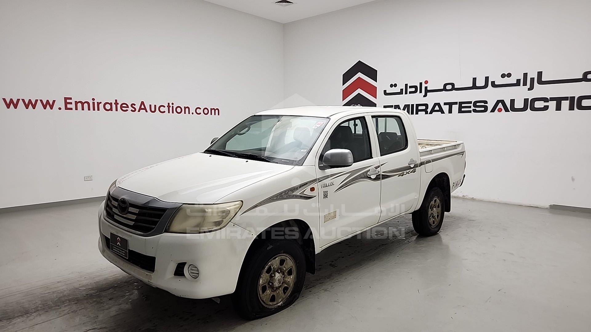 2015 TOYOTA HILUX VIN: MR0FR22G6F0790713