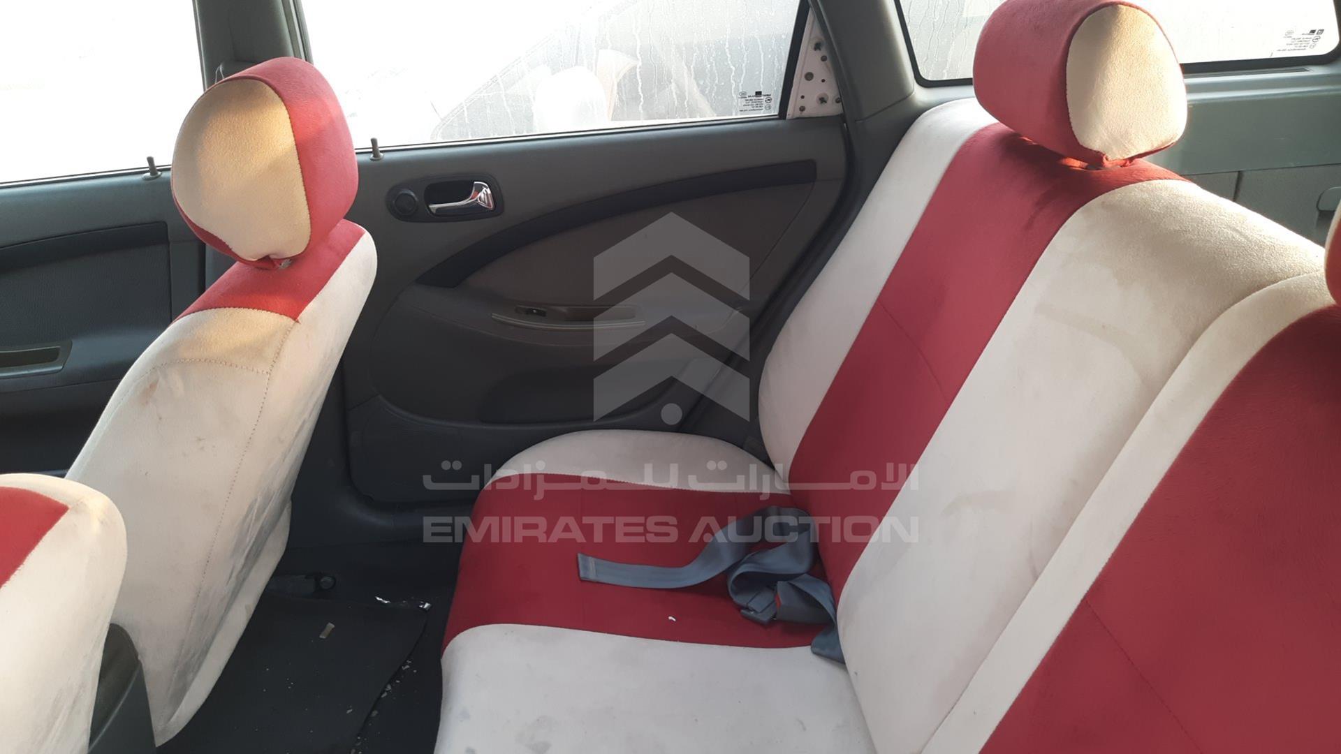 2009 CHEVROLET OPTRA VIN: KL1JJ82B99K073536