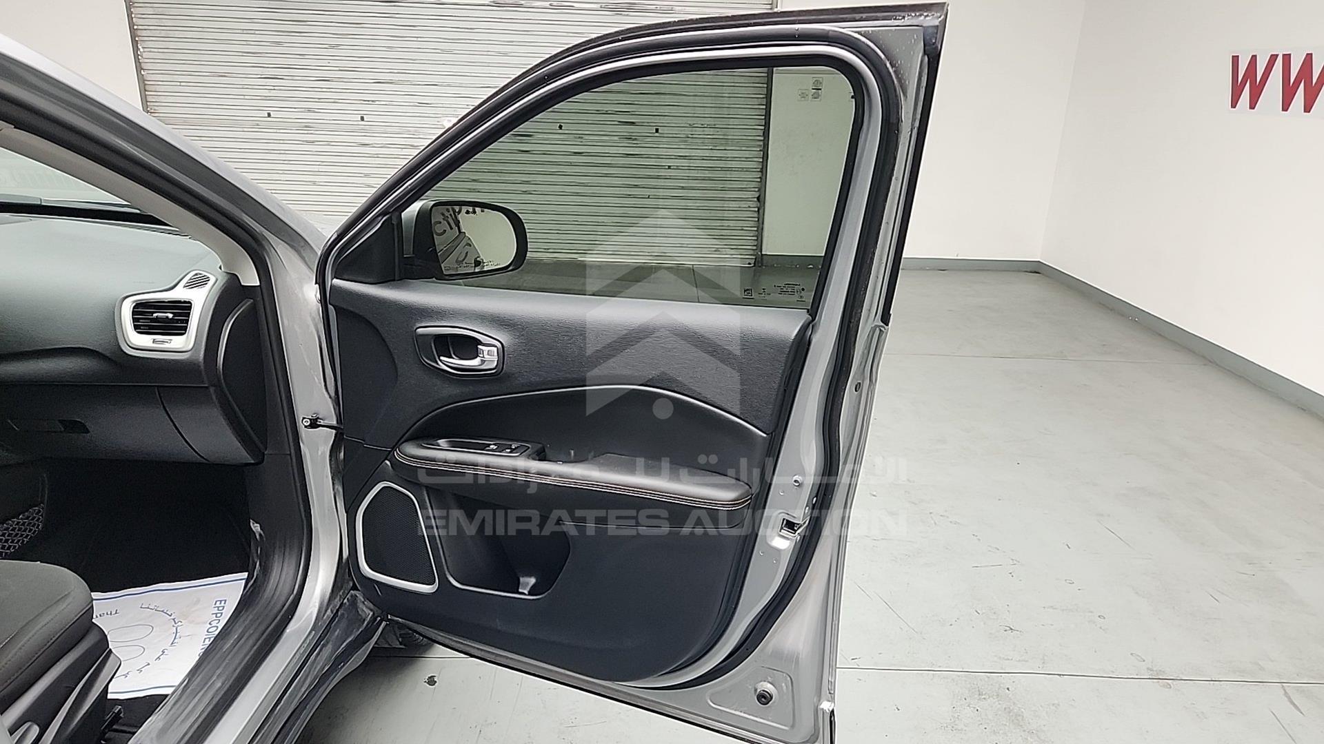 2020 JEEP COMPASS VIN: 3C4NJDBB9LT156036