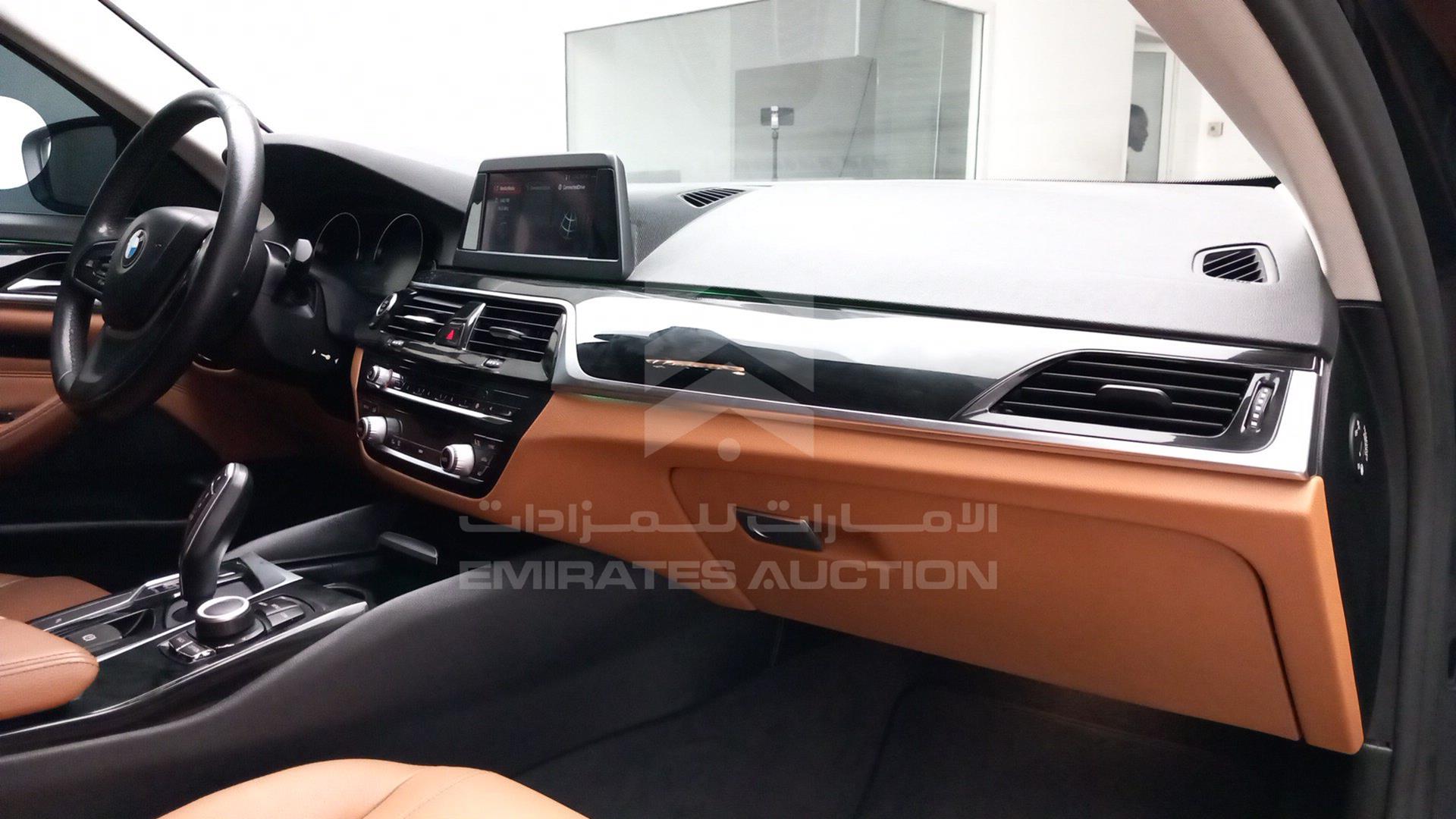 2020 BMW 520 VIN: WBAJL1A01LBM40329