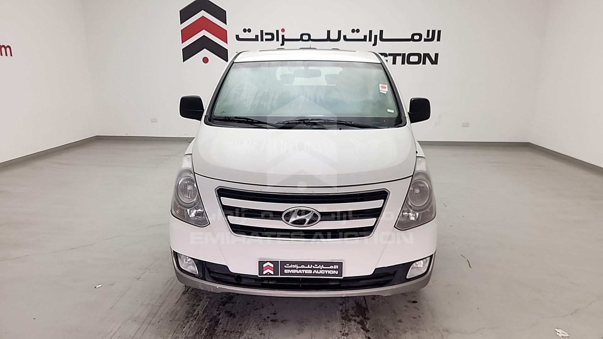 2018 HYUNDAI H1 VIN: KMJWA37R2JU946859