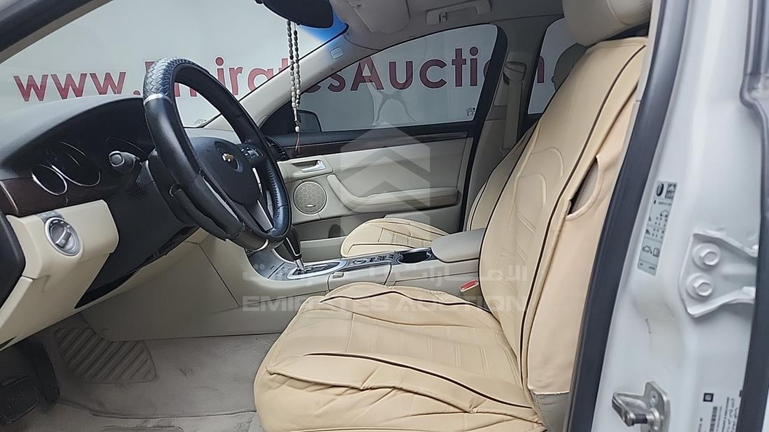 2013 Chevrolet Caprice — Front Left Driver Seat View — Photo 26