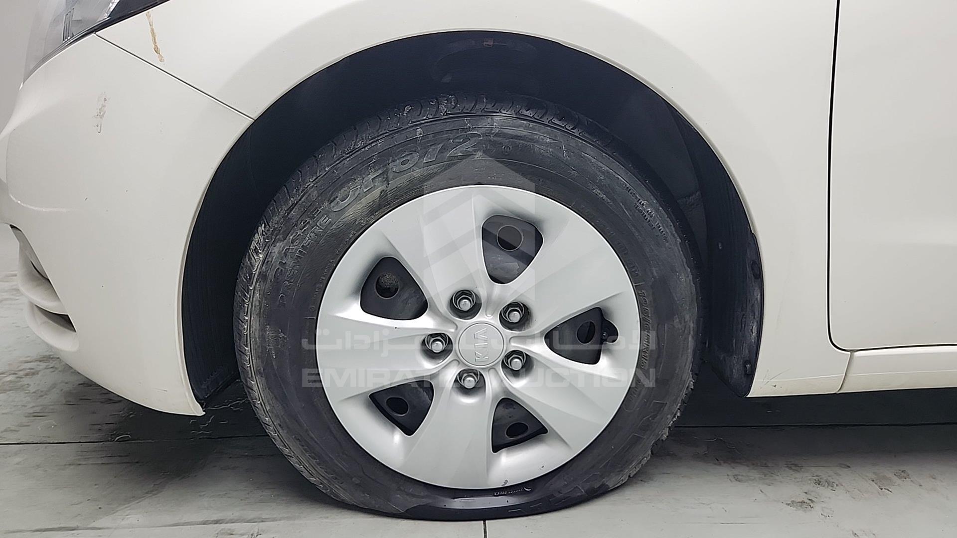2016 KIA CERATO VIN: KNAFK4112G5483178