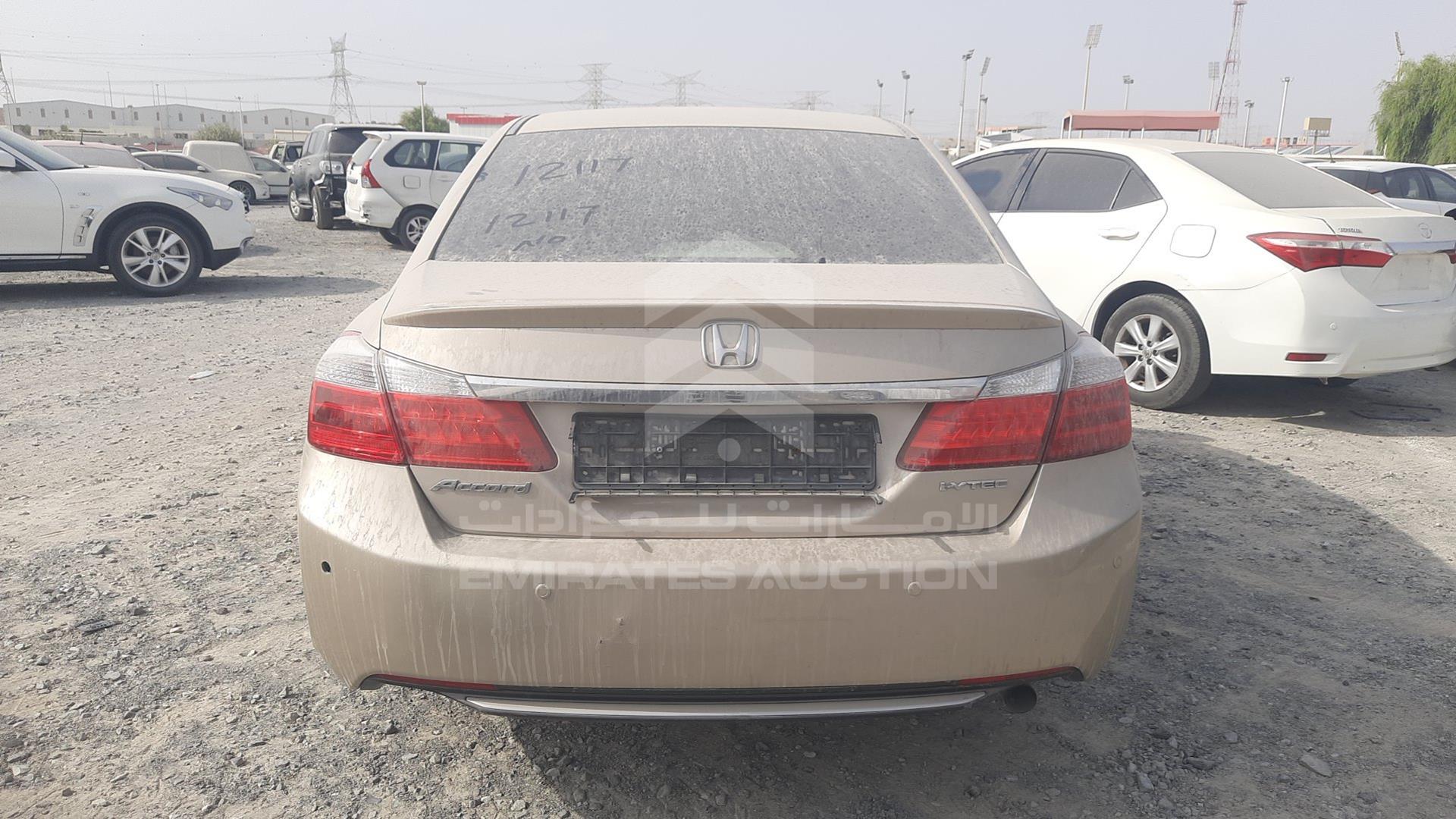 2013 HONDA ACCORD VIN: 1HGCR2637DA612178