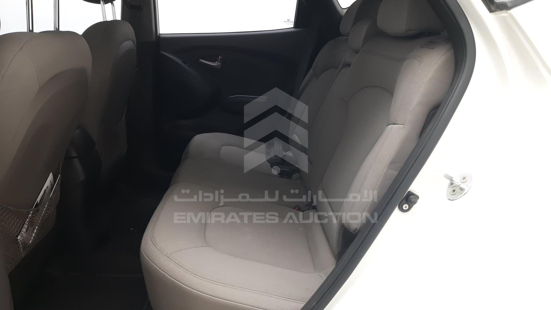 2012 HYUNDAI TUCSON VIN: KMHJT81B7CU366444