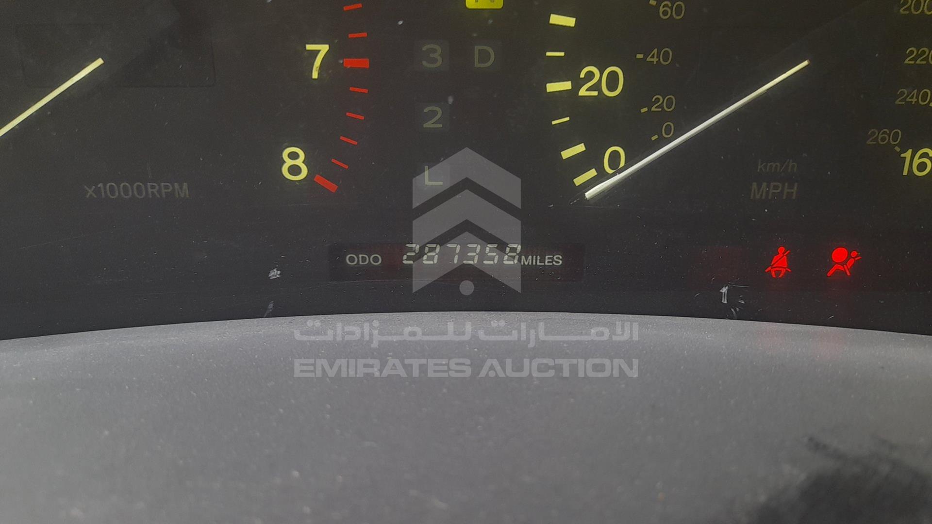1997 LEXUS LS400 VIN: JT8BH28F0V0070951